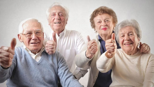 🧓📱 Gadgets que Acompañan: Tecnología para el Bienestar de Nuestros Adultos Mayores